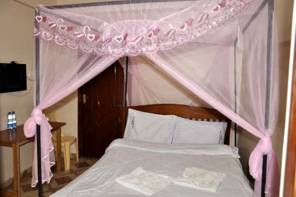 Batian Guest Hotel - Nanyuki