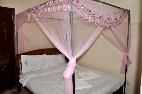 Batian Guest Hotel - Nanyuki
